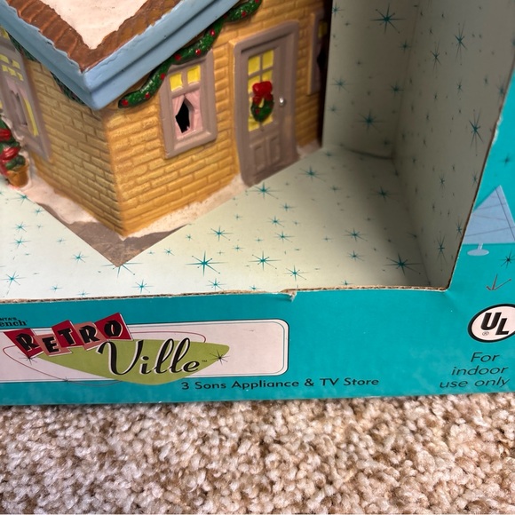 NIB Santa’s Workbench 3 Sons Appliance & TV store light up Christmas house - Picture 8 of 12